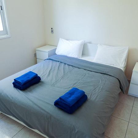 Mackenzie Apartment 101 Larnaca Exterior foto